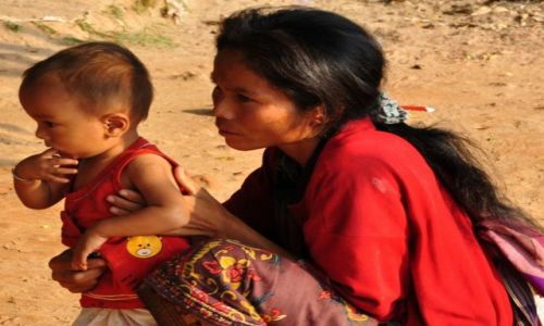 Zdjecie LAOS / - / Zoty Trjkt / Rodzina
