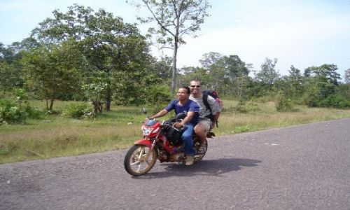 Zdjecie LAOS / autostop / polnoc / autostop