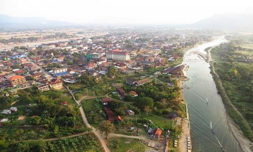 Zdjcie LAOS / Laos pnocny / Vang Vieng / lot balonem