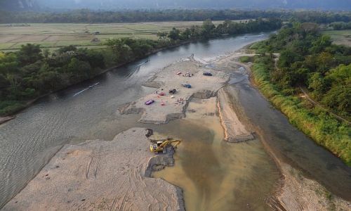 Zdjcie LAOS / Laos pnocny / Vang Vieng / lot balonem