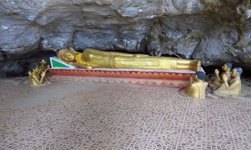 Zdjcie LAOS / Laos pnocny / okolice Vang Vieng / Jaskinia Sonia
