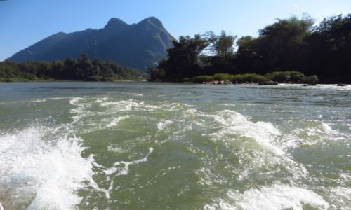 Zdjęcie LAOS / Laos północny / Nong Khiaw / spływ Nam Ou