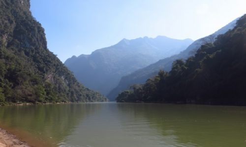 Zdjcie LAOS / Laos pnocny / okolice Nong Khiaw / przeomy rzeki Ou