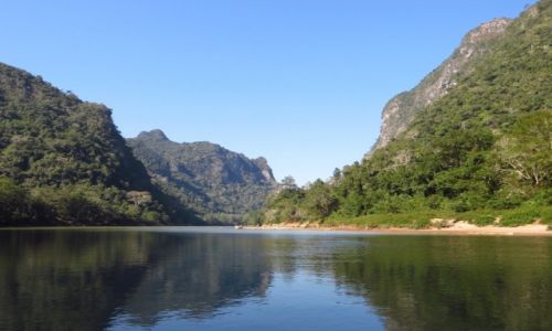 Zdjcie LAOS / Laos pnocny / okolice Nong Khiaw / przeomy rzeki Ou