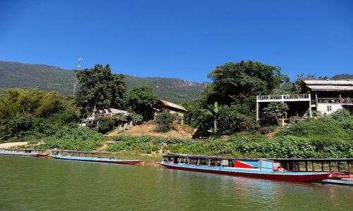 Zdjcie LAOS / Laos pnocny / okolice Nong Khiaw / wioska Muang Ngoi Neua