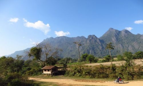 Zdjcie LAOS / Laos pnocny / okolice Vang Vieng / obrazki z Laosu