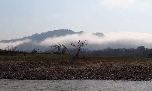 Zdjcie LAOS / Laos pnocny / Luang Prabang - groty Pak Ou / rejs po Mekongu
