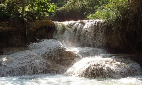 Zdjcie LAOS / Laos pnocny / okolice Luang Prabang / Park Kuang Si