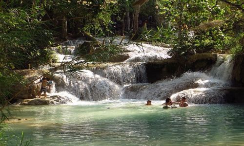 Zdjcie LAOS / Laos pnocny / okolice Luang Prabang / Park Kuang Si