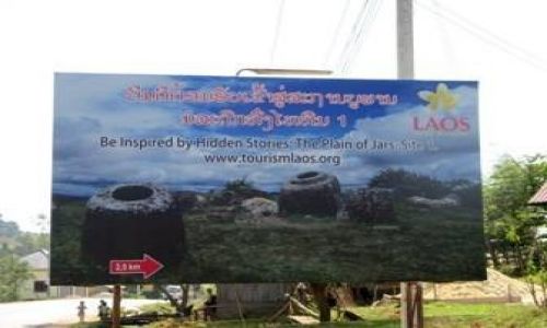 LAOS / Xieng Khouang  / Rwnina Dzbanw / Rwnina Dzbanw-2
