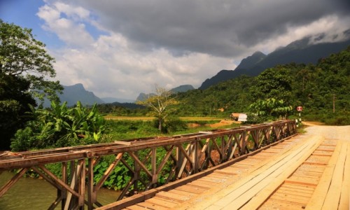 Zdjcie LAOS / prowincja Wientian / Vang Vieng / Vang Vieng
