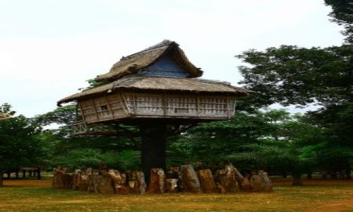 Zdjecie LAOS / brak / skansen-paskowy Bolaven / Samotnia dla kobiet