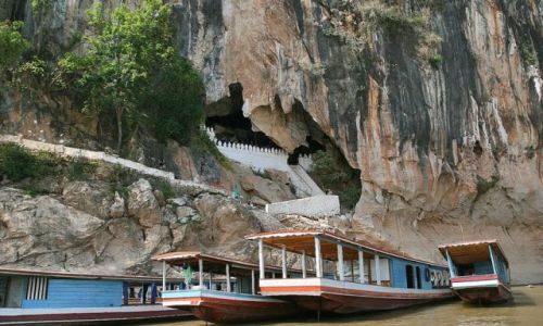 Zdj�cie LAOS / brak / Mekong  Jaskinia PAK OU / Mekong