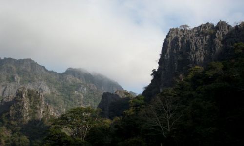 Zdjęcie LAOS / Vang Vieng / Vang Vieng, okolice / ... z bliska ...