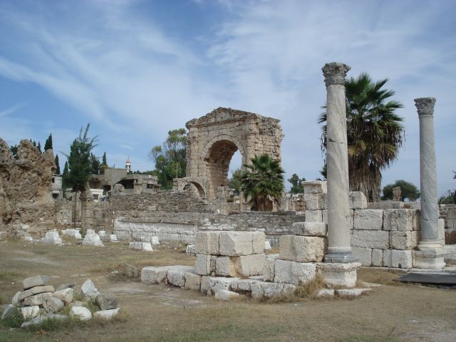 Zdjęcia: Tyr (Sur), Południowy Liban, Wśród ruin Tyru, LIBAN Zdjęcia: Tyr (Sur), Południowy Liban, Wśród ruin Tyru, LIBAN