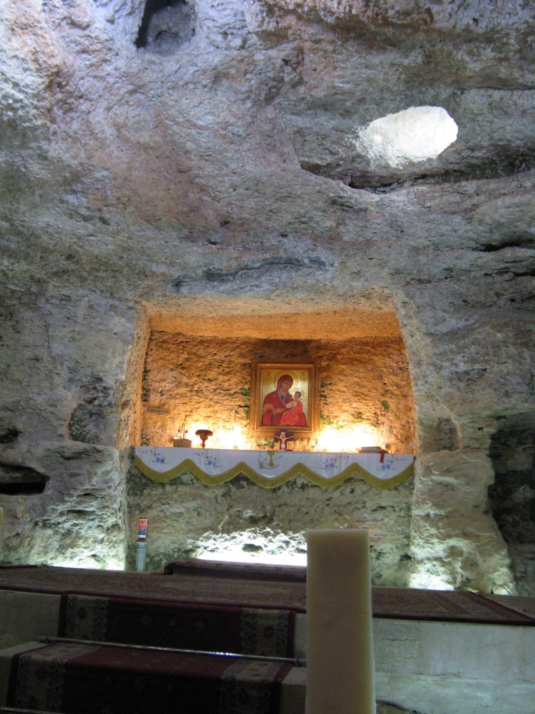 Zdjęcia: okolice Bejrutu, dawny Tyr, Grota spotkania Jezusa i Maryi, LIBAN Zdjęcia: okolice Bejrutu, dawny Tyr, Grota spotkania Jezusa i Maryi, LIBAN