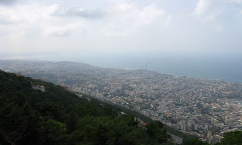 Zdjcie LIBAN / - / Harissa / Miasto u stp