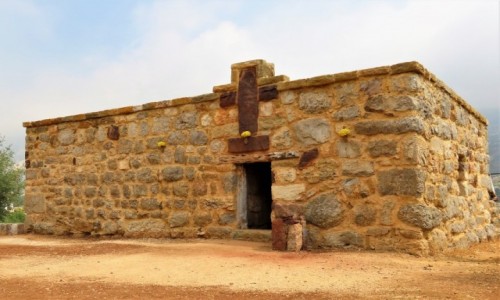 LIBAN / Kada Baszarri / Baszarri / witynia St. George