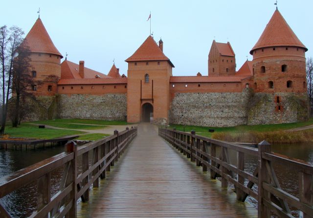 Zdjęcia: JEZIORO GALWE, TROKI, ZAMEK NA WYSPIE, LITWA Zdjęcia: JEZIORO GALWE, TROKI, ZAMEK NA WYSPIE, LITWA