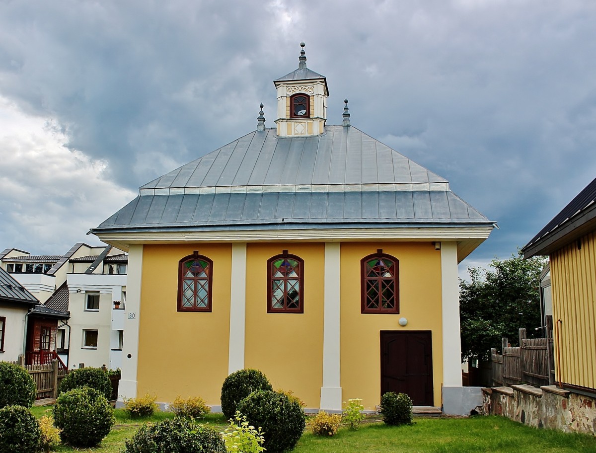 Zdjęcia: Troki, Okręg wileński, Kienesa/kościół/ karaimska z XVIII w., LITWA Zdjęcia: Troki, Okręg wileński, Kienesa/kościół/ karaimska z XVIII w., LITWA