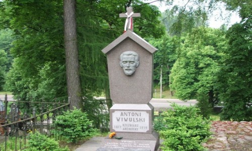 Zdjęcie LITWA / - / Wilno, Cmentarz na Rossie / Grób Antoniego Wiwulskiego