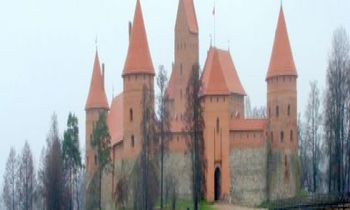 Zdjecie LITWA / TROKI / JEZIORO GALWE / ZAMEK NA WYSPIE
