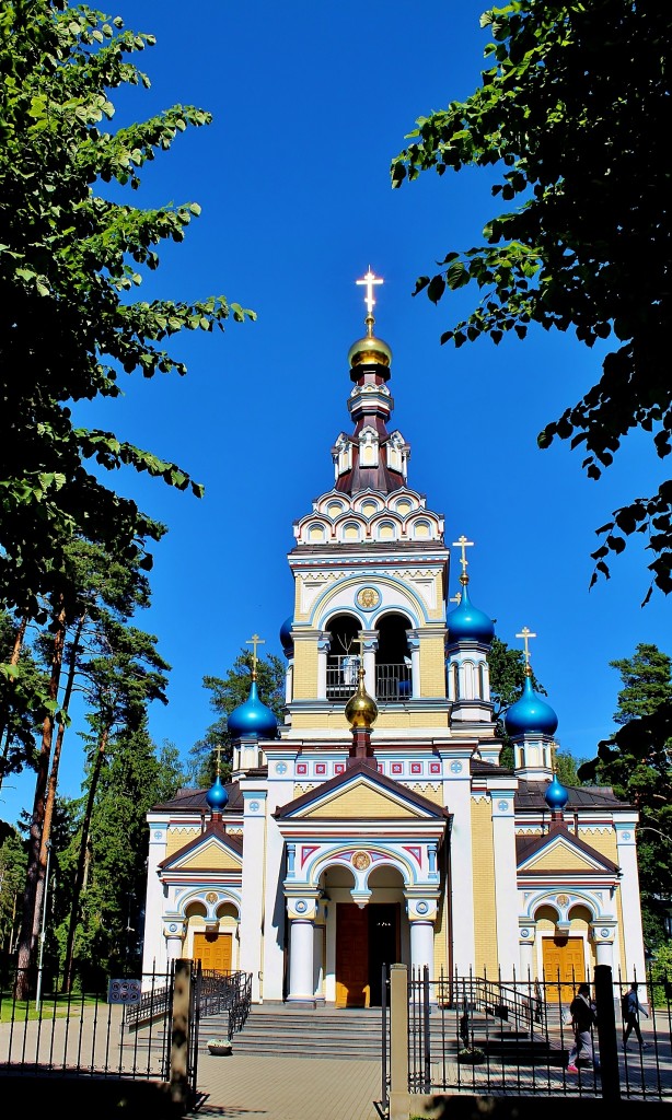 Zdjęcia: Jurmała, Liwonia, Cerkiew Matki Bożej Kazańskiej z XIXw., ŁOTWA Zdjęcia: Jurmała, Liwonia, Cerkiew Matki Bożej Kazańskiej z XIXw., ŁOTWA