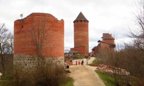 Zdjcie OTWA / Park Narodowy Gauja / Turaida / zamek krzyacki