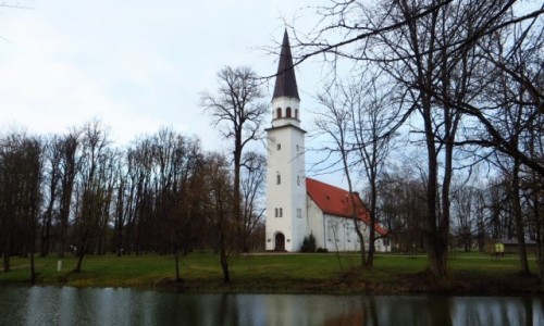 Zdjcie OTWA / okolice Rygi / Sigulda / Koci protestancki