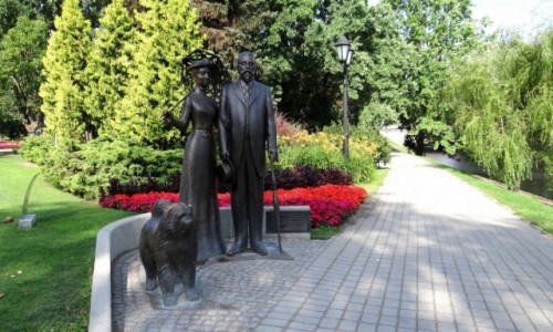 Zdjcie OTWA / Riga / Centrs / W parku przy operze