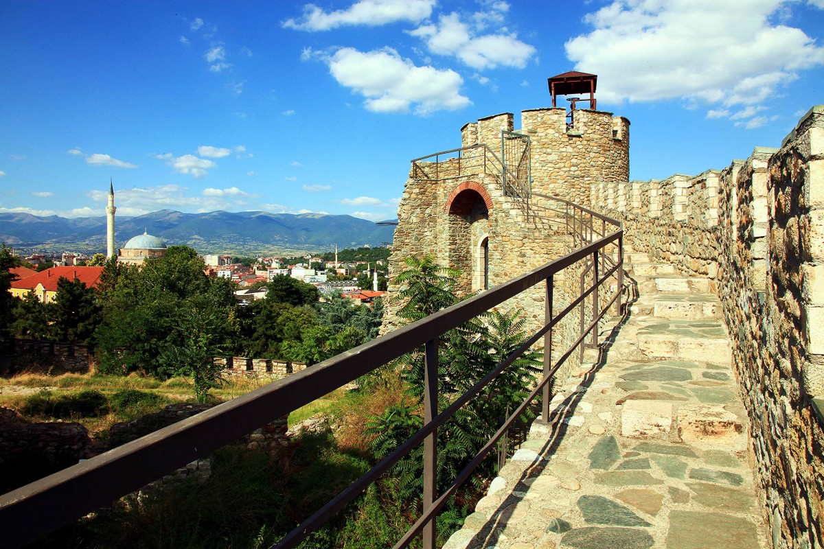 Zdjęcia: Twierdza Kale, Skopje, Urwane mury, MACEDONIA Zdjęcia: Twierdza Kale, Skopje, Urwane mury, MACEDONIA