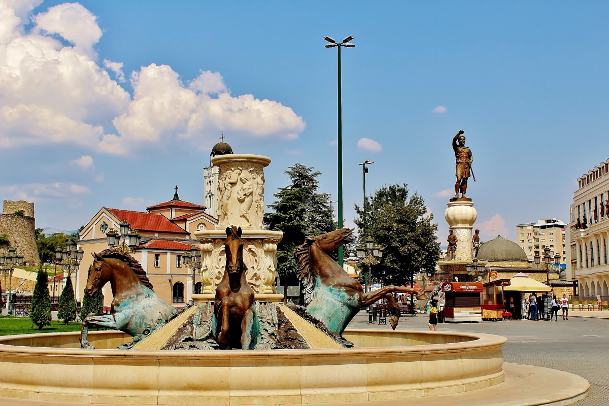Zdjęcia: Skopje, Skopje, Plac Macedonii, MACEDONIA Zdjęcia: Skopje, Skopje, Plac Macedonii, MACEDONIA