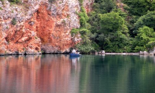 Zdjcie MACEDONIA / Ochryd / jezioro Ochrydzkie / ... w dwch kolorach