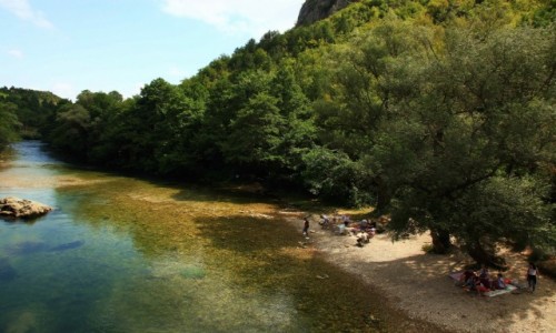 Zdjecie MACEDONIA / Skopje / Rzeka Treska / Piknik