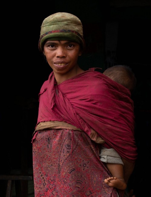 Zdjęcia Betafo, Betafo, Kobieta z dzieckiem, MADAGASKAR
