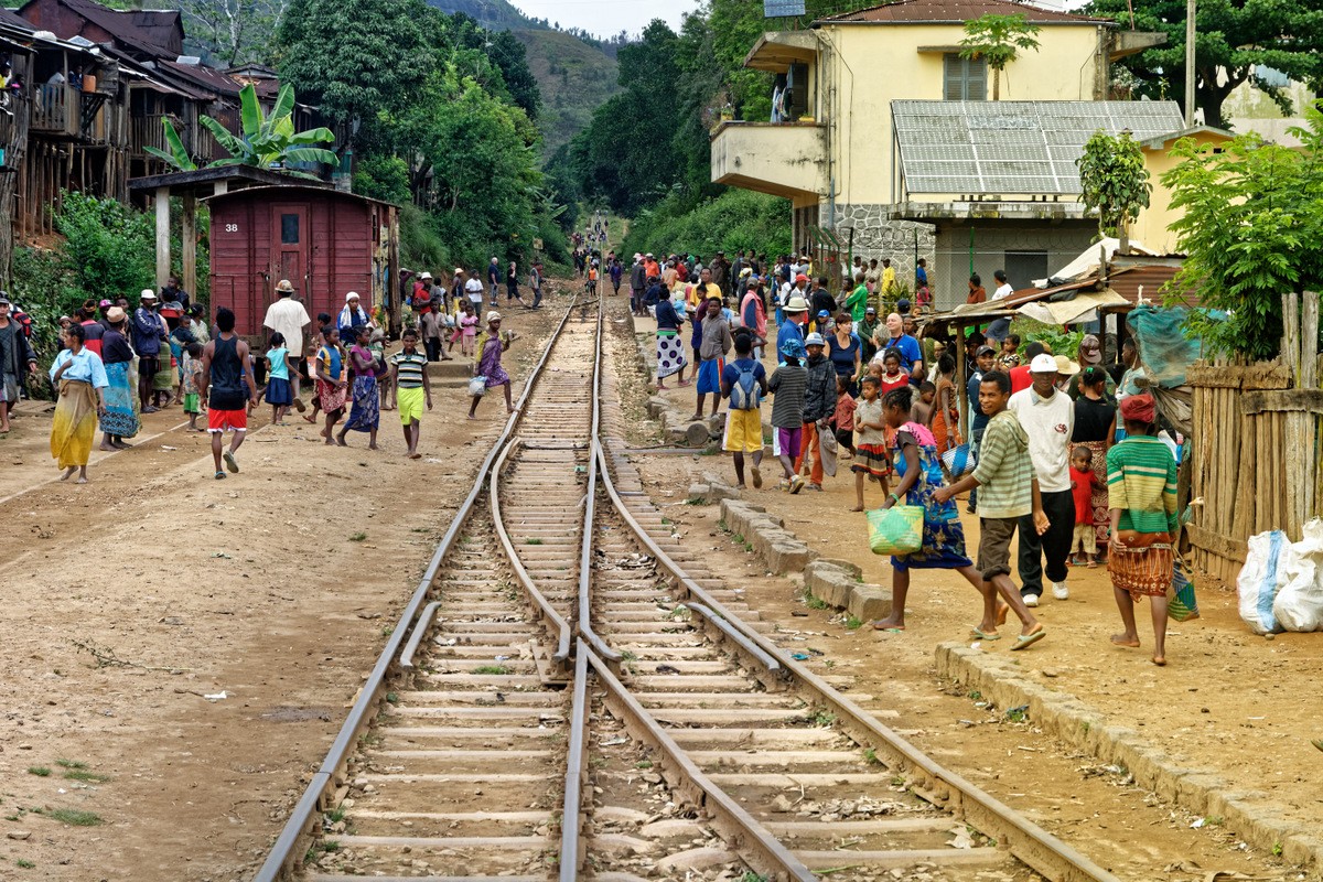 Zdjęcia: gdzieś na trasie pociągu, Fianarantsoa-Manakara, Stacja kolejowa, MADAGASKAR Zdjęcia: gdzieś na trasie pociągu, Fianarantsoa-Manakara, Stacja kolejowa, MADAGASKAR
