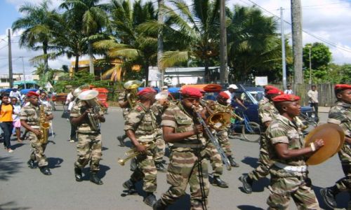 Zdjęcie MADAGASKAR / - / Parada wojskowa / Tomasina