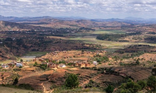 Zdjcie MADAGASKAR / Madagaskar centralny / Lakangina/RN7 / Interior
