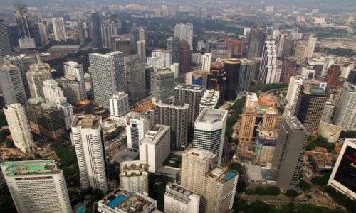 Zdjcie MALEZJA / Kuala Lumpur / KL Tower / Betonowo-stalowo-szklany las