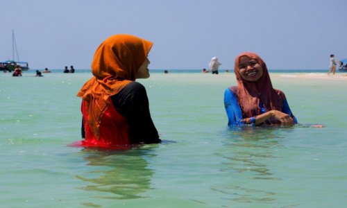 Zdjcie MALEZJA / archipelag Langkawi / jedna z wysp / Kpiel