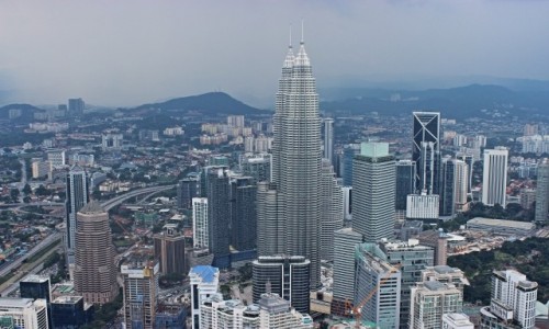 Zdjęcie MALEZJA / Kuala Lumpu / Menara / Widok z wieży na wieże