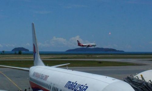 Zdjcie MALEZJA / Borneo / Kota Kinabalu / Ldowanie na Borneo