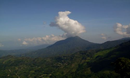 Zdjęcie MALEZJA / Sabah / Borneo-Mt. Kinabalu i okolice... / ...młodszy braciszek Mt. Kinabalu ...