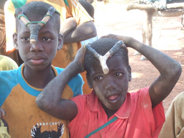 Zdjęcia: Mali, Chłopcy  na sawannie, MALI Zdjęcia: Mali, Chłopcy  na sawannie, MALI