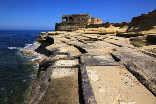 Zdj cia: Żebbug, Gozo, Bateria artyleryjska Qolla l-Bajda, MALTA Zdj cia: Żebbug, Gozo, Bateria artyleryjska Qolla l-Bajda, MALTA