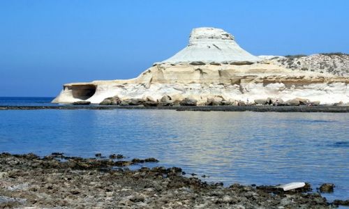 Zdjecie MALTA / - / Marsalforn / Klif w Marslforn