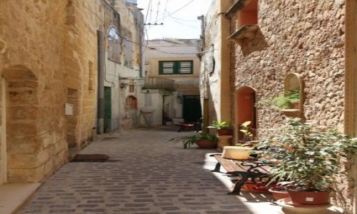 Zdjcie MALTA / Gozo / Victoria / Uliczka