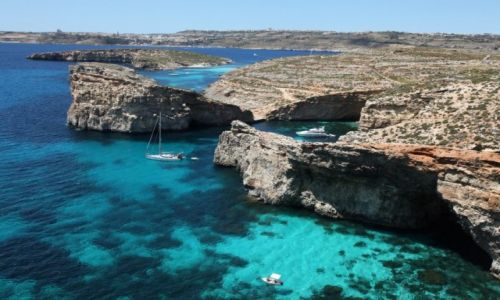 Zdjcie MALTA / Comino / Bkitna laguna / Przysta