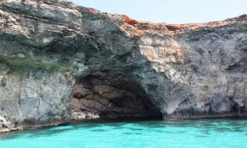 Zdjcie MALTA / Comino / Cominotto / Pieczary morskie