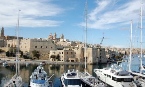 Zdjcie MALTA / - / Marsaxlokk / Port.